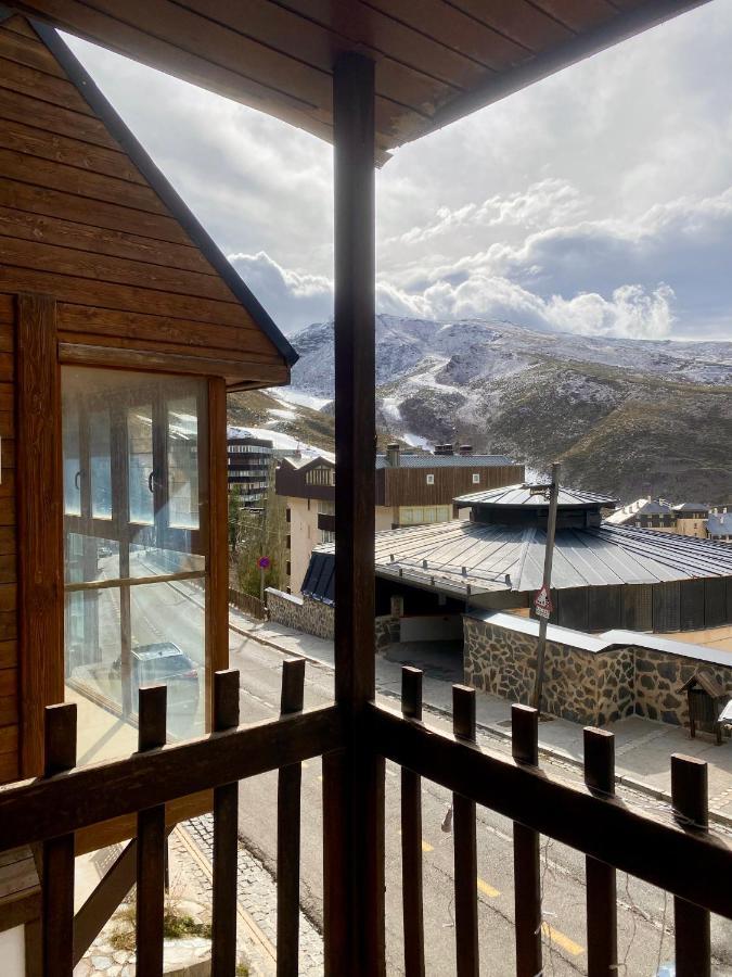 Preciosa Cabana Con Vistas A La Montana Sierra Nevada Bagian luar foto